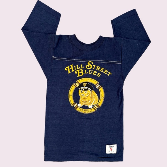 American Vintage Tops - Vintage Hill street blues baseball tee